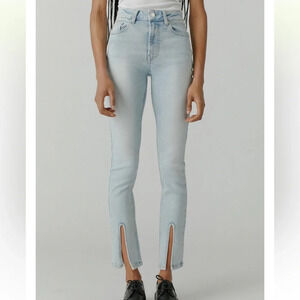 BDG size 27 new with tags split hem jeans light wash from urban outfitters